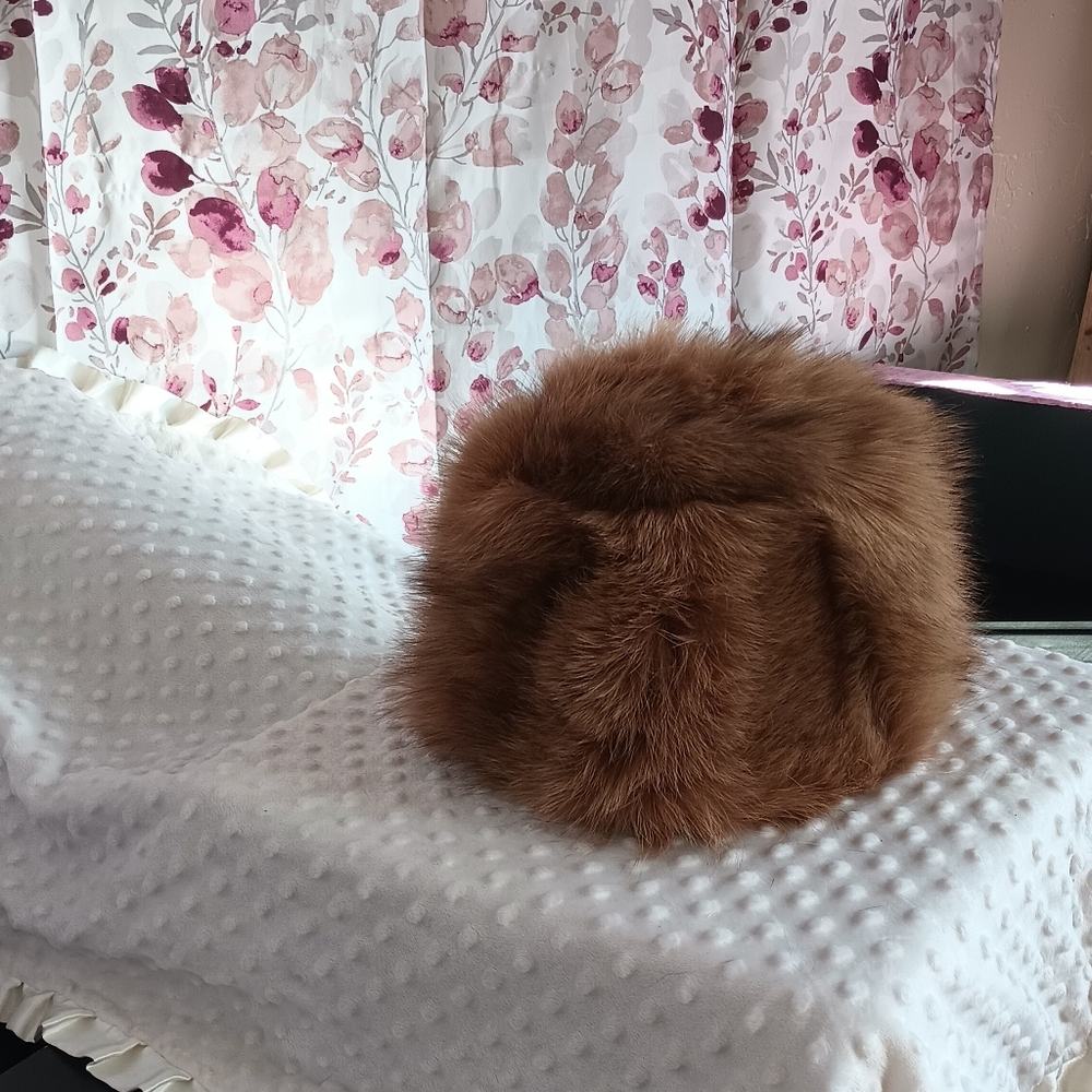 Fur Hat - Picture 6 of 14